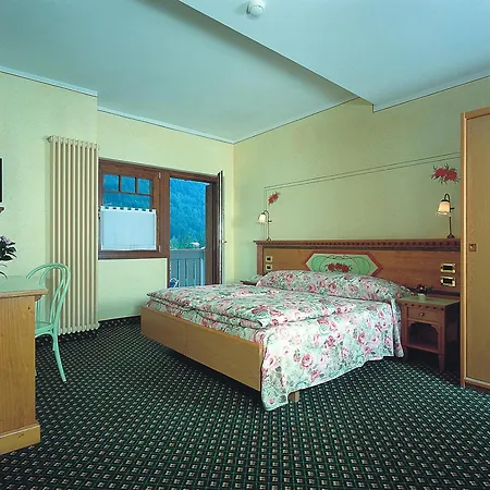 Hotel Ideal 4*