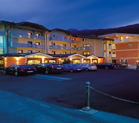 Ideal Hotel
